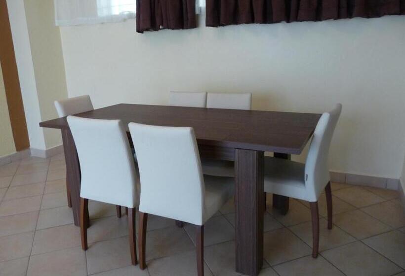 Norfolk Towers Serviced Apartment  Nairobi, City Centre Cbd