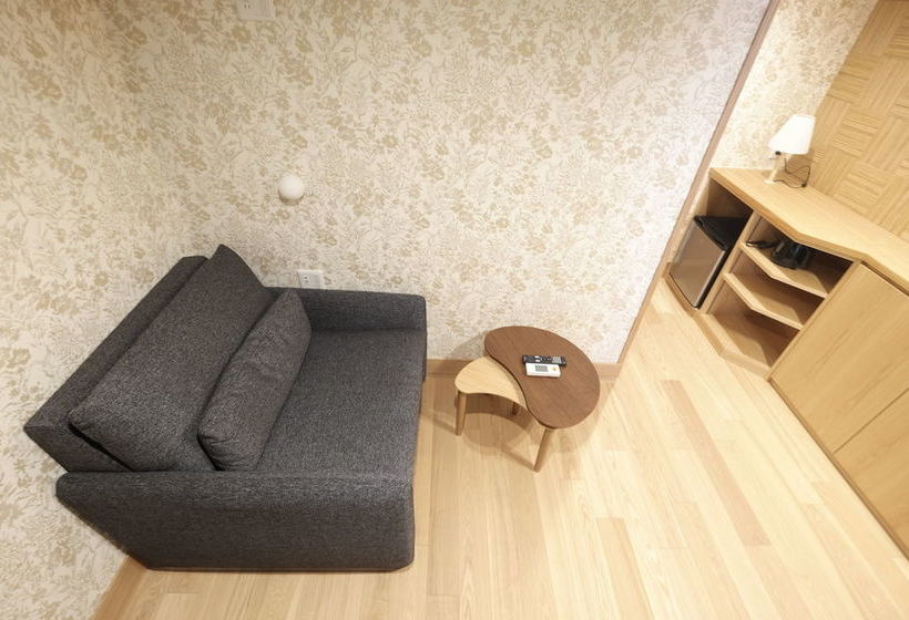 Ookini S Otaroad Apartment