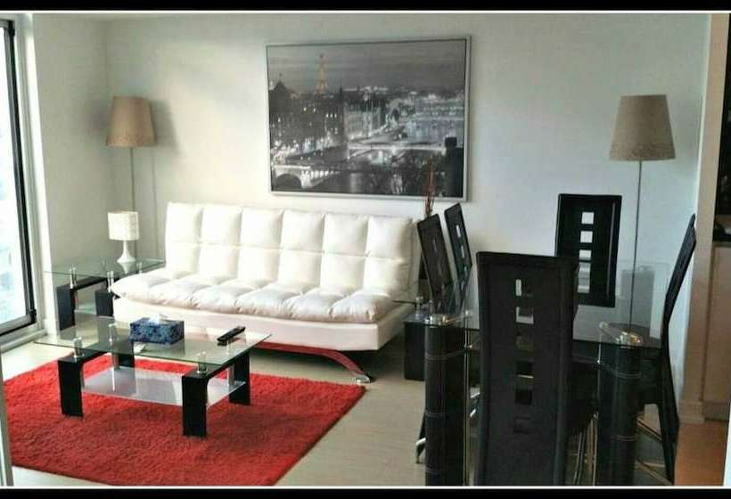 Pelicanstay In Toronto Entertainment District