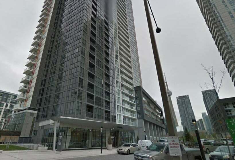 Pelicanstay In Toronto Entertainment District