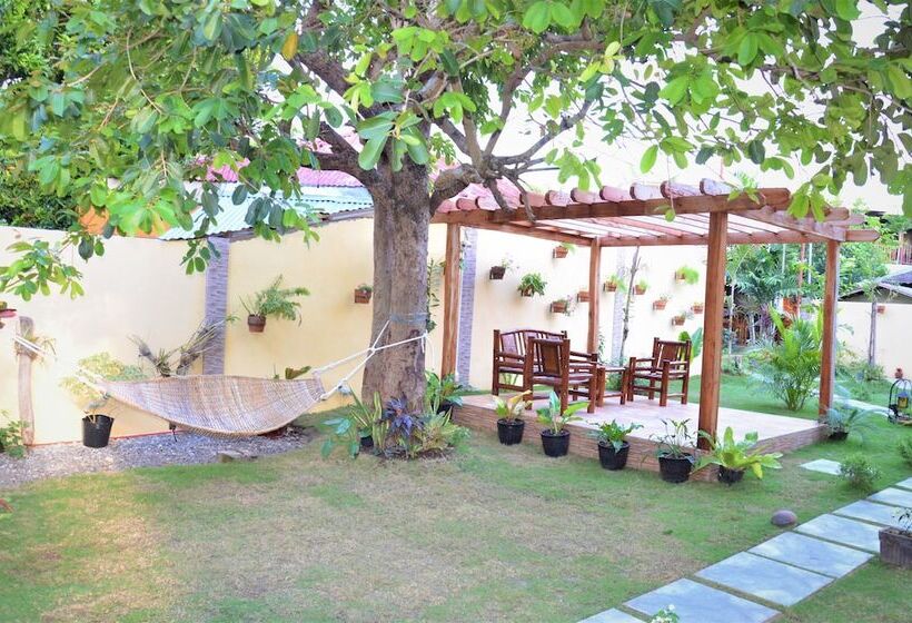 پانسیون Captains Lodge And Bar