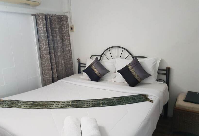 بنسيون Chaam Guesthouse