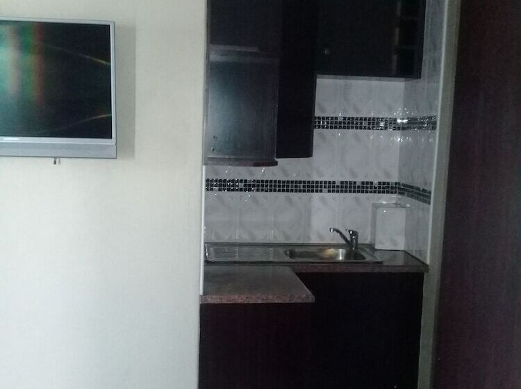 Пансион Miraton Guest Lodge