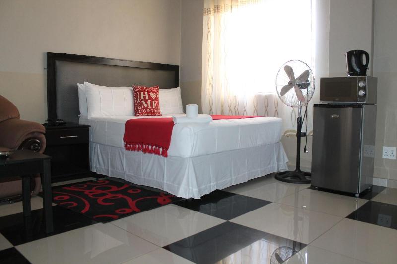 Пансион Miraton Guest Lodge