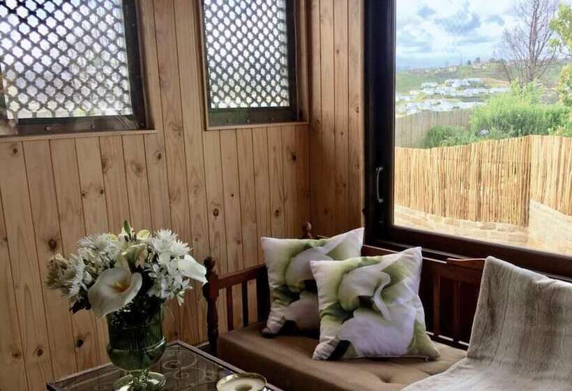 پانسیون Narnia Guest House