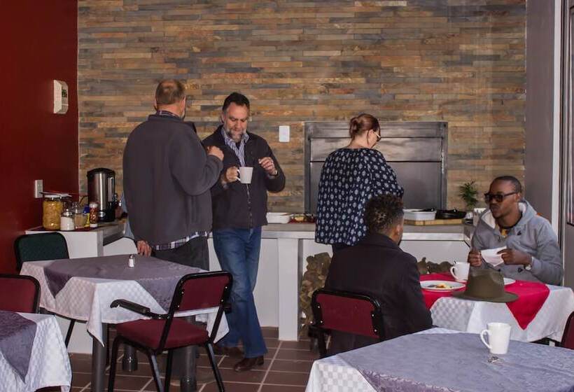 ペンション Oppi Hoek Guest House