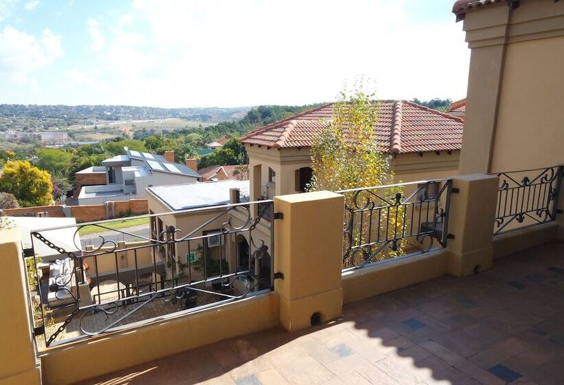 بنسيون The Nobleman Boutique