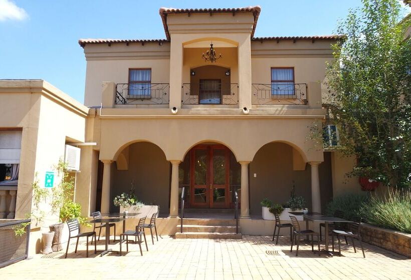 بنسيون The Nobleman Boutique