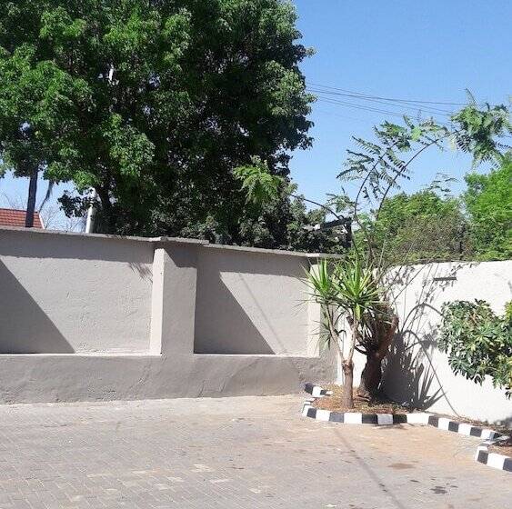 פנסיון Valley Guest House