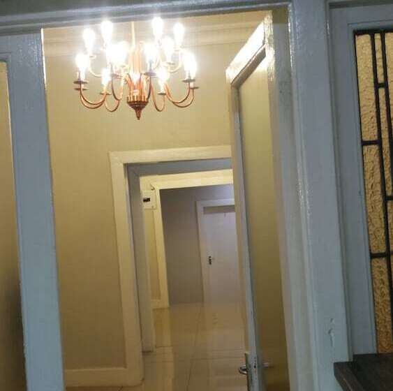 פנסיון Valley Guest House