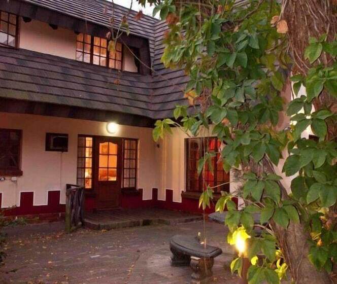 펜션 Woodpecker Inn