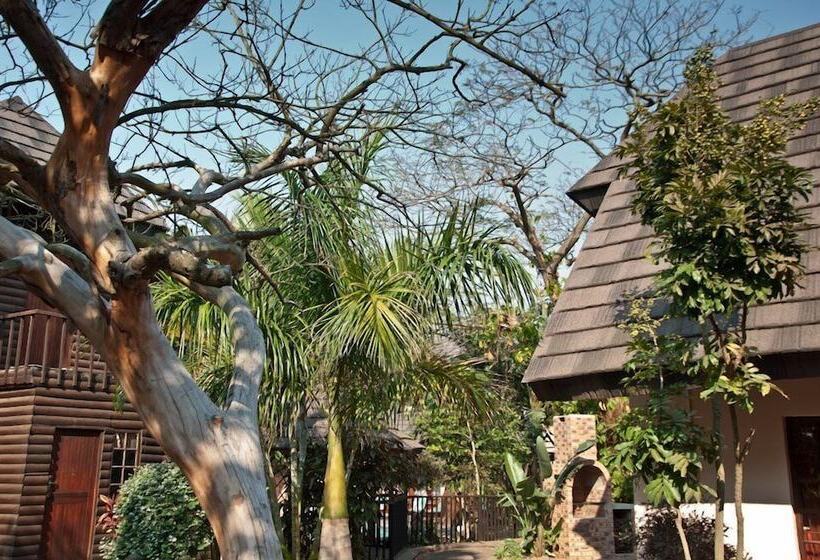 펜션 Woodpecker Inn