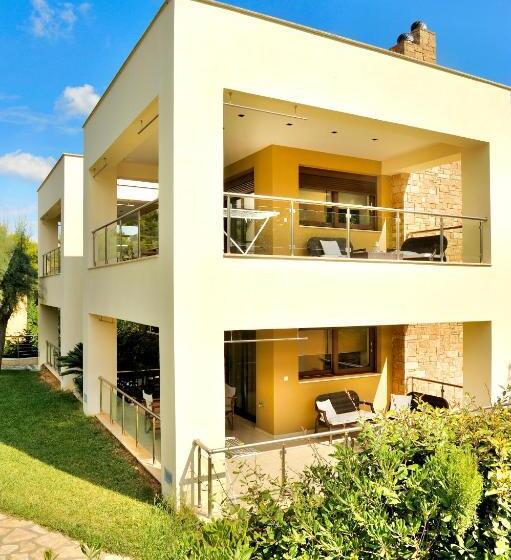 Sani Polyastron Hotel & Spa