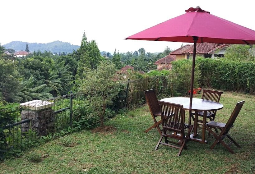 Villa Tamie Bumi Ciherang