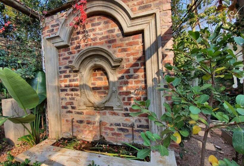 Waterhouse Guest Lodge In Waterkloof