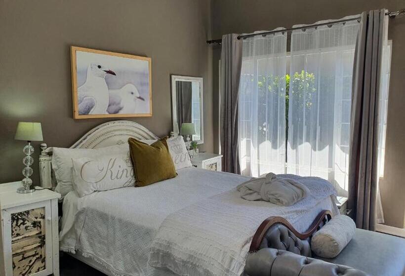 Waterhouse Guest Lodge In Waterkloof