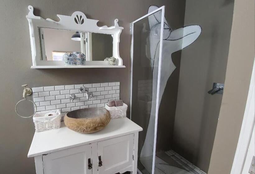 Waterhouse Guest Lodge In Waterkloof