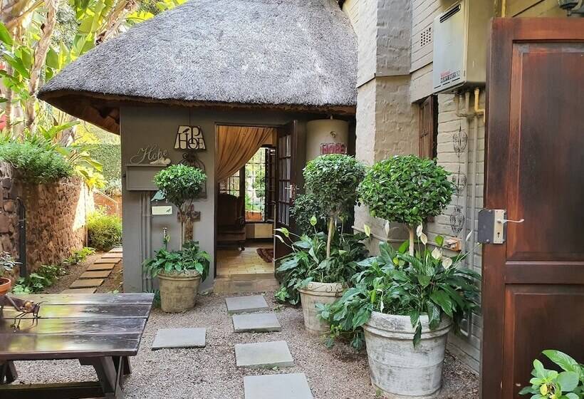Waterhouse Guest Lodge In Waterkloof