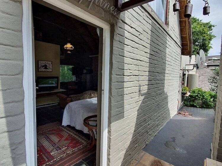 Waterhouse Guest Lodge In Waterkloof