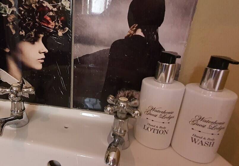 Waterhouse Guest Lodge In Waterkloof