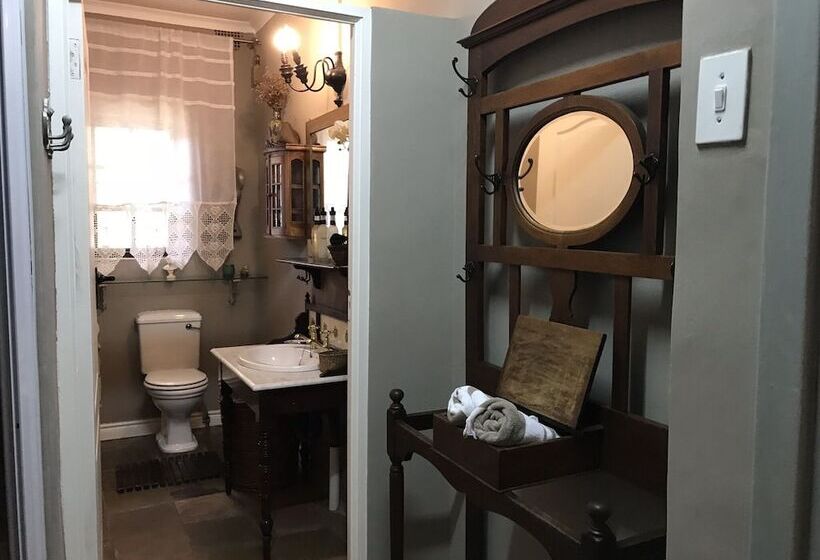 Waterhouse Guest Lodge In Waterkloof