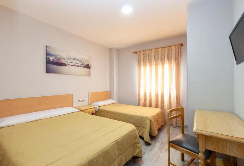 호텔 Olympia Ronda Hostel