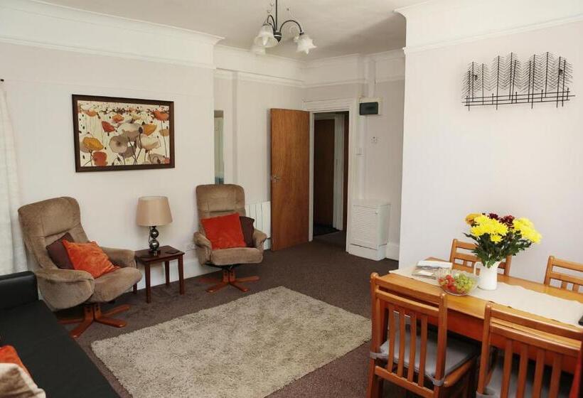 Abbey View Holiday Flats