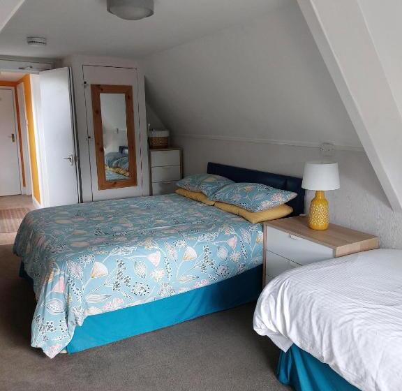 Abbey View Holiday Flats