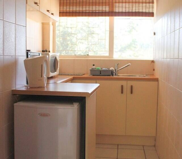 African Aquila Lodge