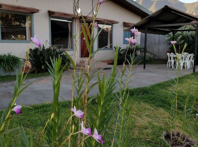 ユースホステル Monte Campana Escazu