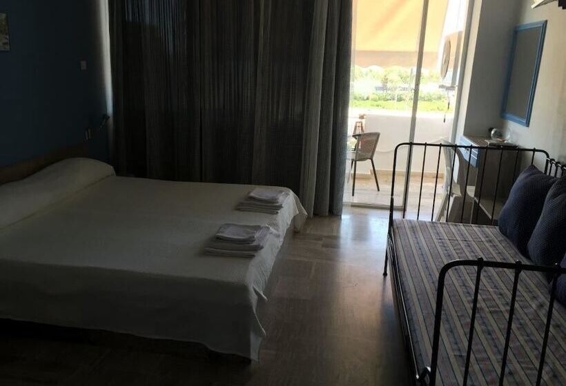 Alexandros Apartments