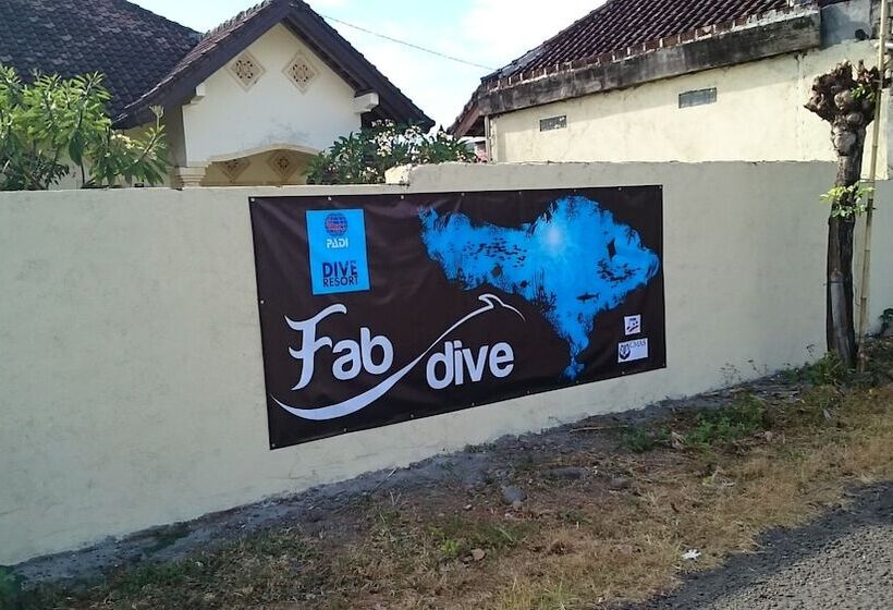 Bali Fab Dive Center   Hostel