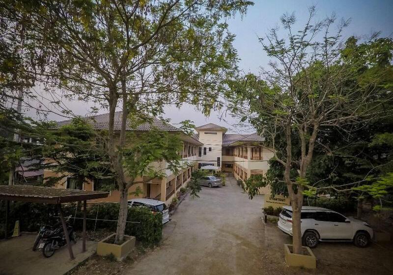 Banlanna Hotel Lampang