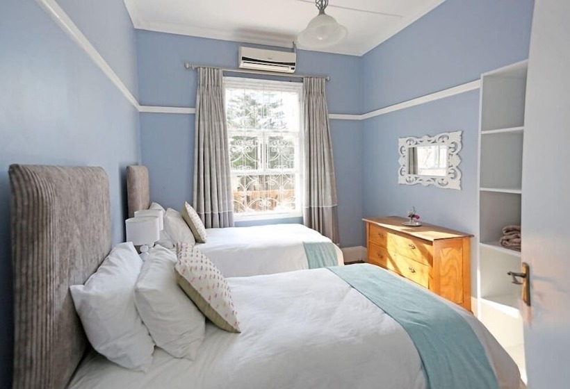 تختخواب و صبحانه Newington Place