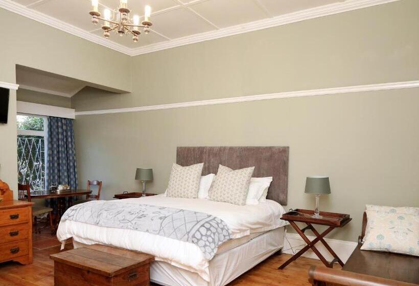 تختخواب و صبحانه Newington Place