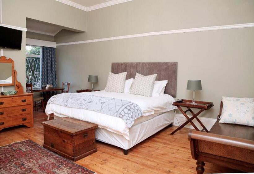 تختخواب و صبحانه Newington Place