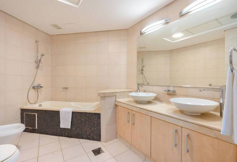 Bespoke Residences  Shoreline Al Nabat