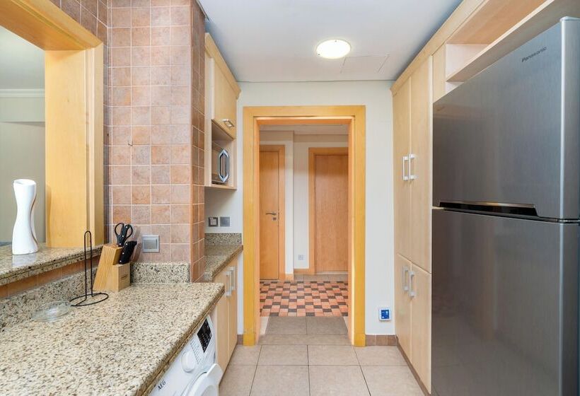 Bespoke Residences  Shoreline Al Nabat