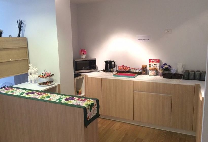 Capetown Sriracha Residence