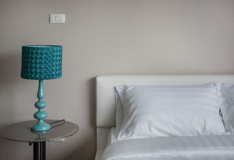 Capetown Sriracha Residence