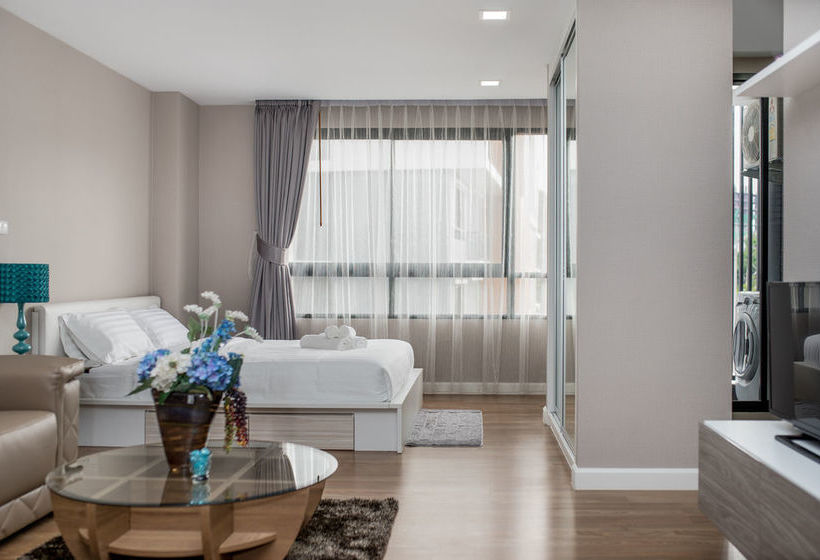 Capetown Sriracha Residence