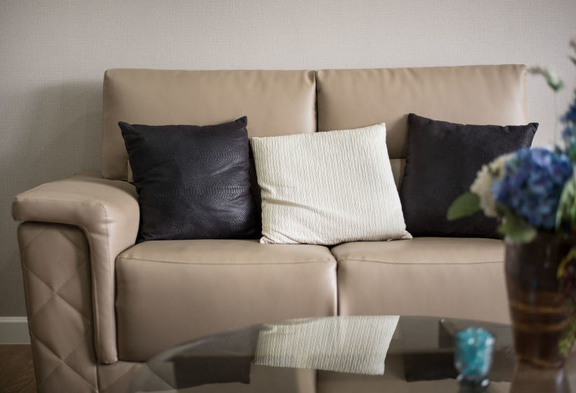 Capetown Sriracha Residence