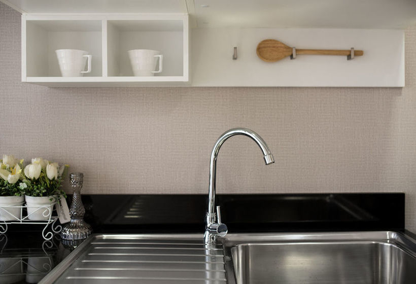 Capetown Sriracha Residence