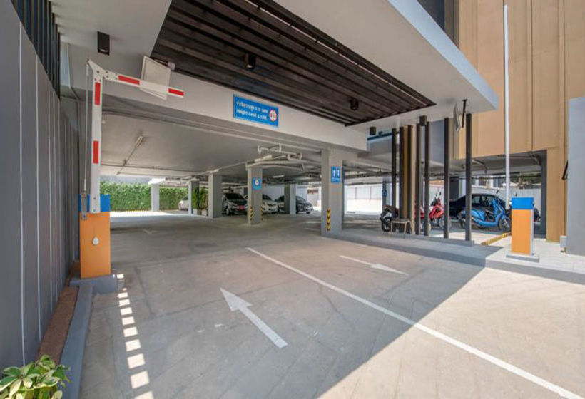 Capetown Sriracha Residence