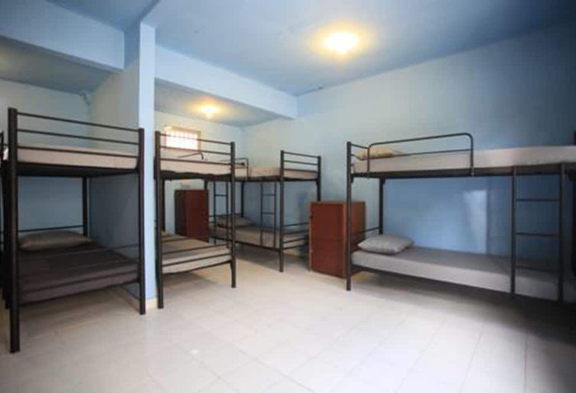 Captain Goose Hostel