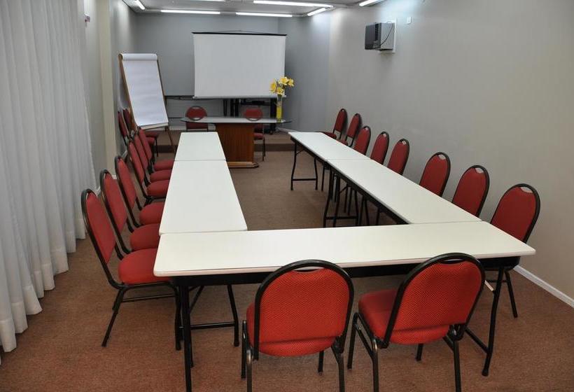 فندق Curitiba Palace Estação