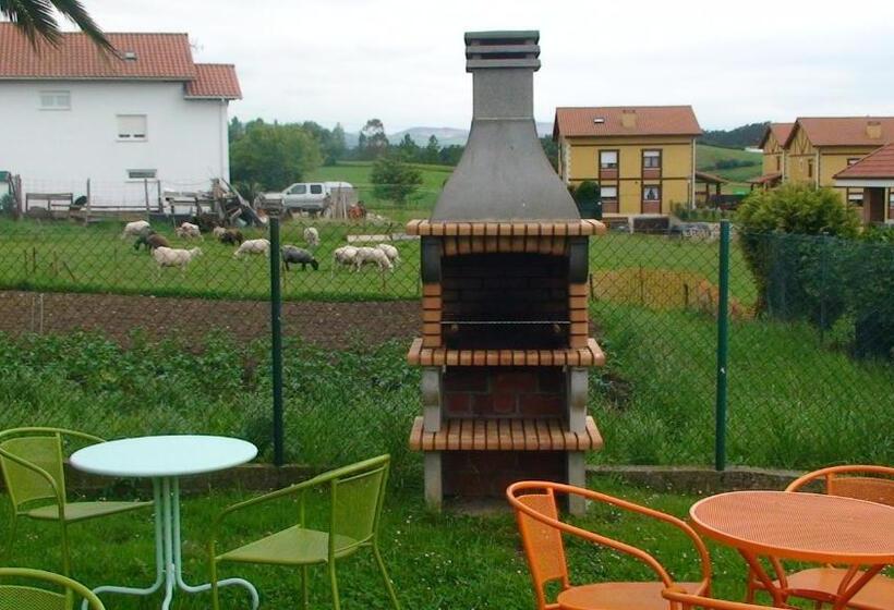 فندق فئة نجمة واحدة Posada Las Tres Mentiras De Santillana Del Mar