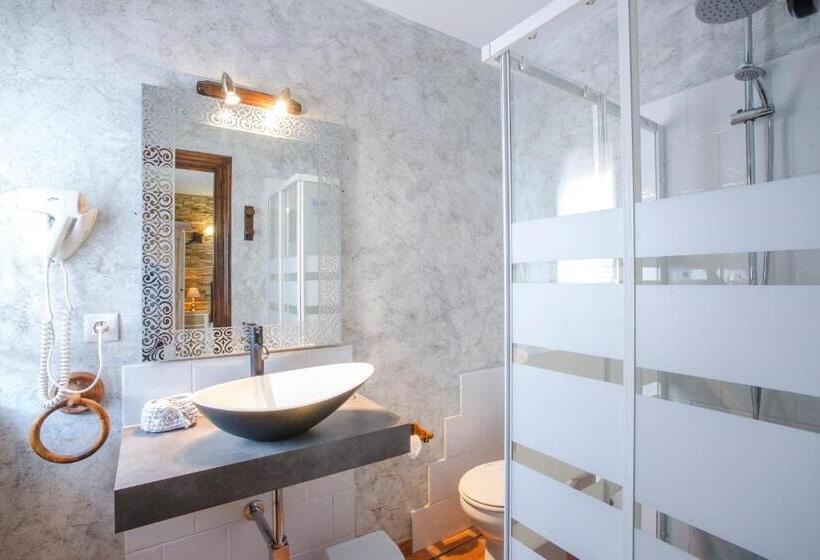 فندق فئة نجمة واحدة Posada Las Tres Mentiras De Santillana Del Mar