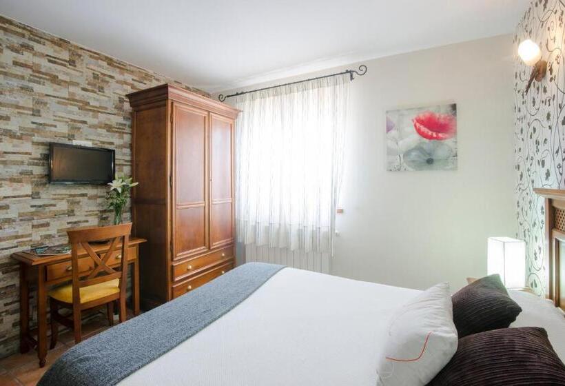 فندق فئة نجمة واحدة Posada Las Tres Mentiras De Santillana Del Mar