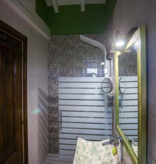 فندق فئة نجمة واحدة Posada Las Tres Mentiras De Santillana Del Mar